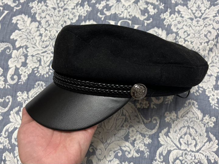 Кепка новая