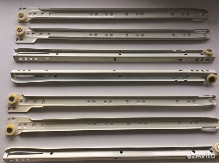 Направляющие мебельные роликовые для ящиков