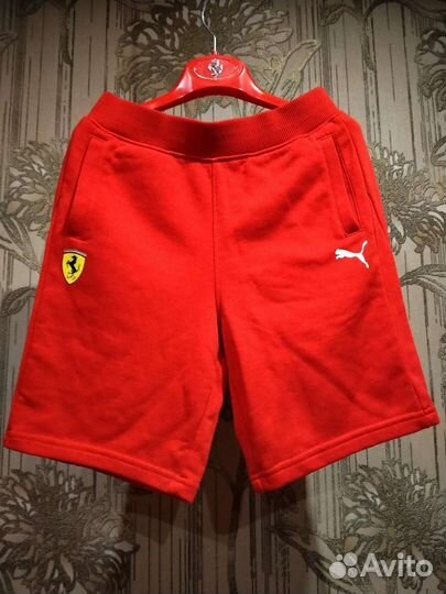 Детские красные шорты от Scuderia Ferrari