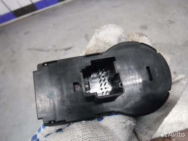 Переключатель света Chevrolet Cruze F16D3 2012