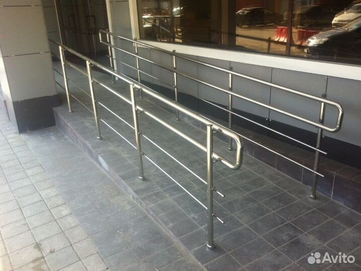 Стеклянные перила