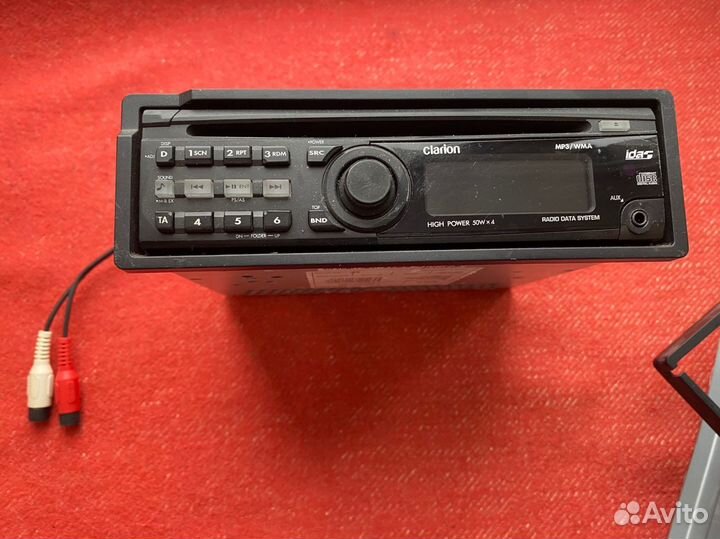 Магнитола clarion