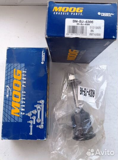 Шаровая опора передняя нижняя BMW E30 3 серии moog