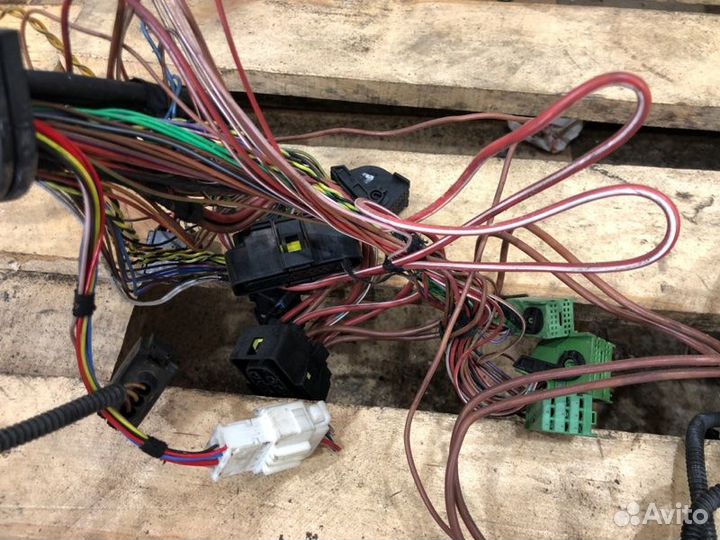 Проводка двс передняя Bmw 6 E63 N62B44 2004