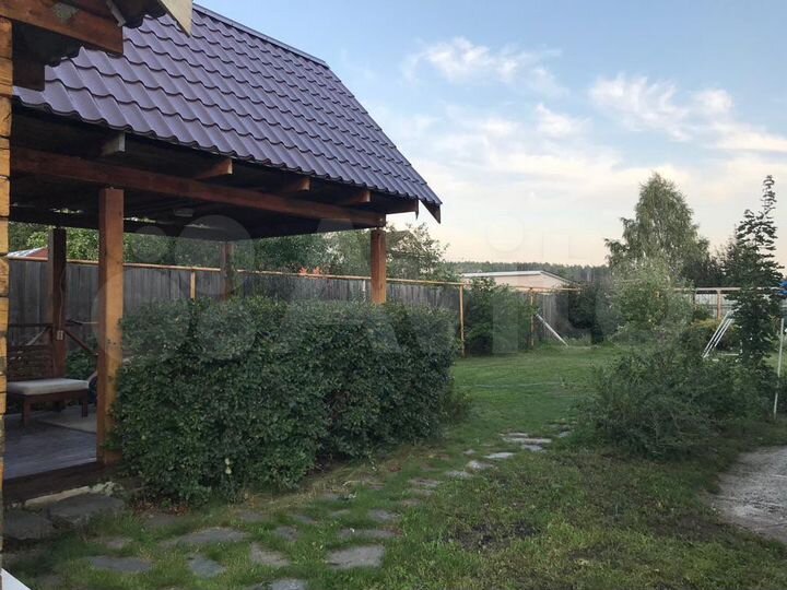 Коттедж 265 м² на участке 12 сот.