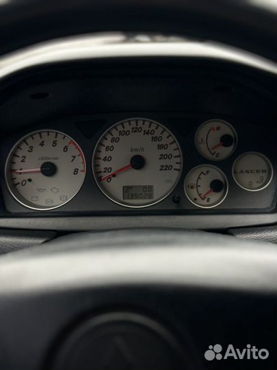 Mitsubishi Lancer 1.6 МТ, 2005, 139 030 км