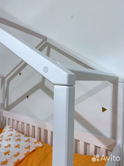 Детская кровать домик