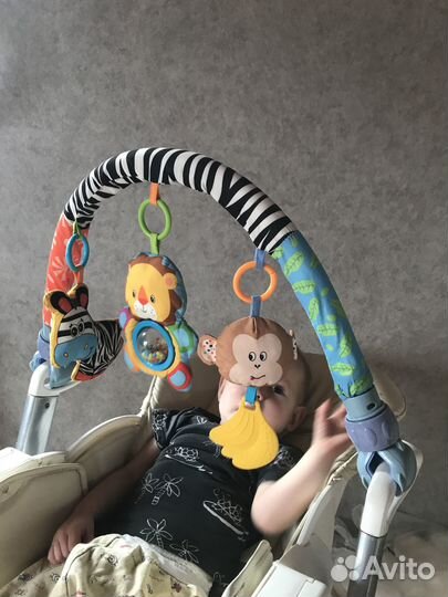 Развивающая дуга с игрушками