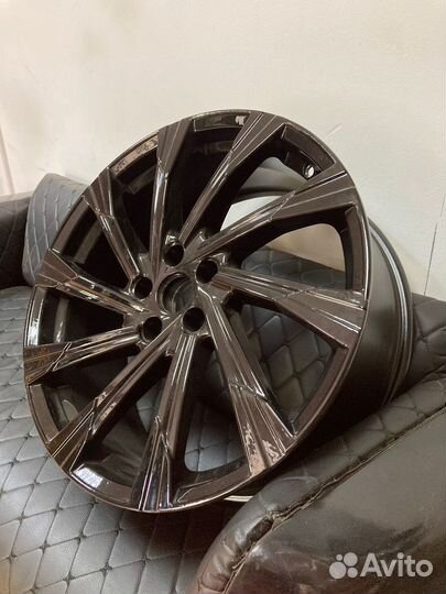 Khomen Wheels KHW1901 7.5x19 5x108 ET 36 Dia 65.1