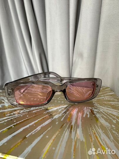 Солнцезащитные очки