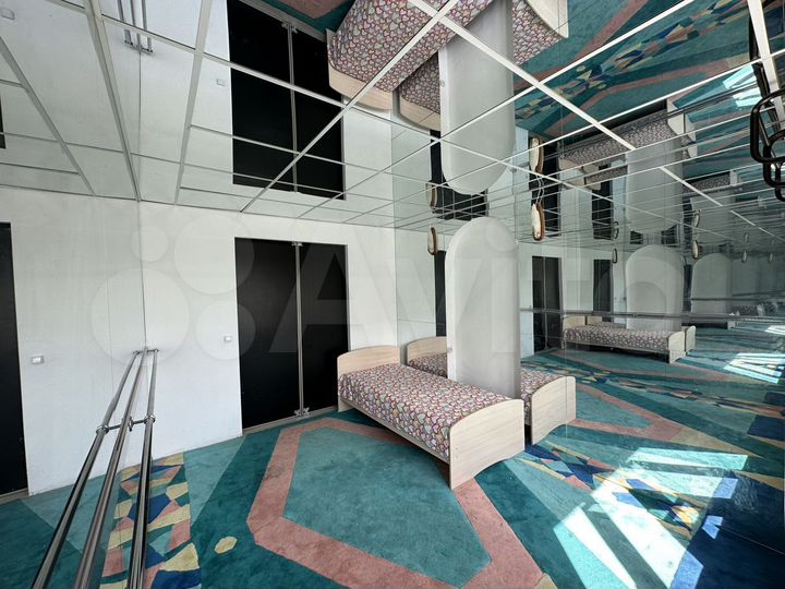 4-к. квартира, 145 м², 10/12 эт.