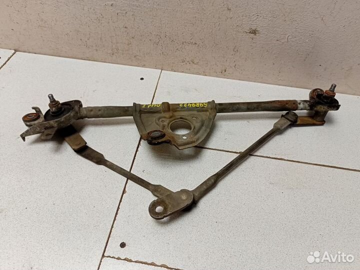 Трапеция стеклоочистителя MN126543