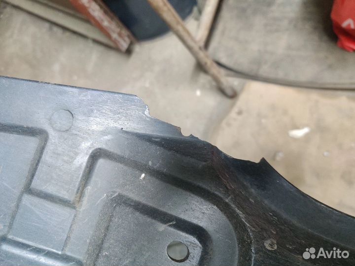 Пыльник бампера рапид поло