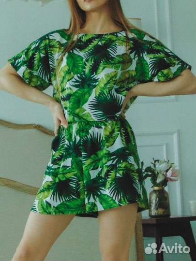 Костюм женский новый