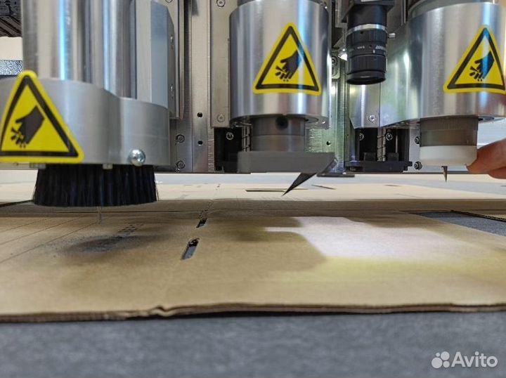 Планшетный режущий плоттер T-CUT DC 3235