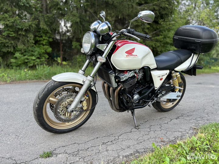 Honda cb400 version s