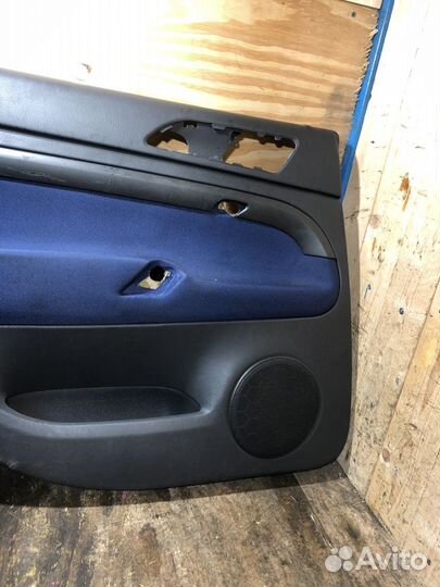 Обшивка задней левой двери Skoda Superb 1 79025