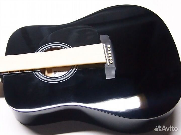 Гитара акустическая