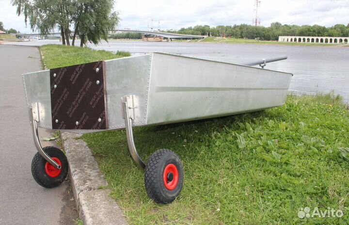 Алюминиевая лодка 