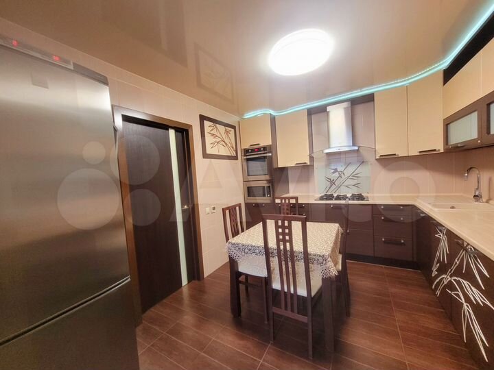 3-к. квартира, 86,2 м², 4/10 эт.