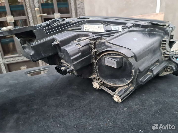 Передние фары Mercedes W213 рест