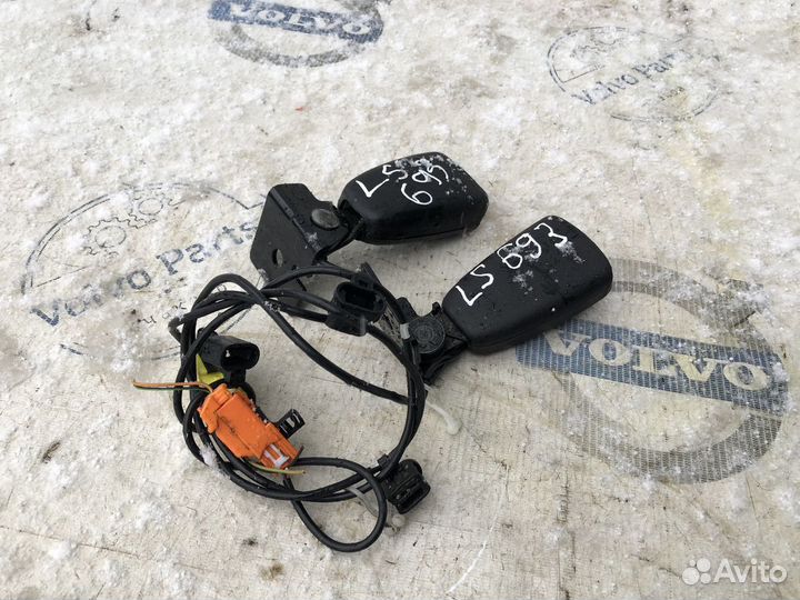 Защелка ремня безопасности Volvo C30 I рестайлинг