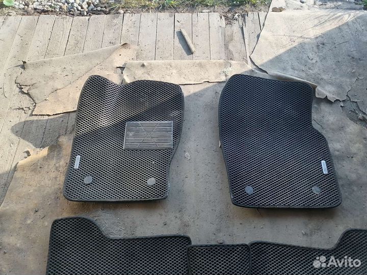 Эва коврики на Форд Куга