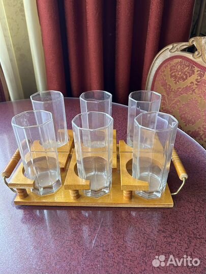 Стаканы на подставке
