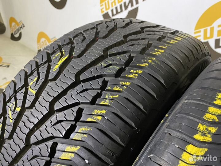 Uniroyal AllSeasonExpert 2 235/55 R17