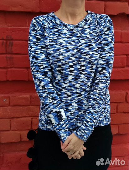 Стильный пестрый свитер COS