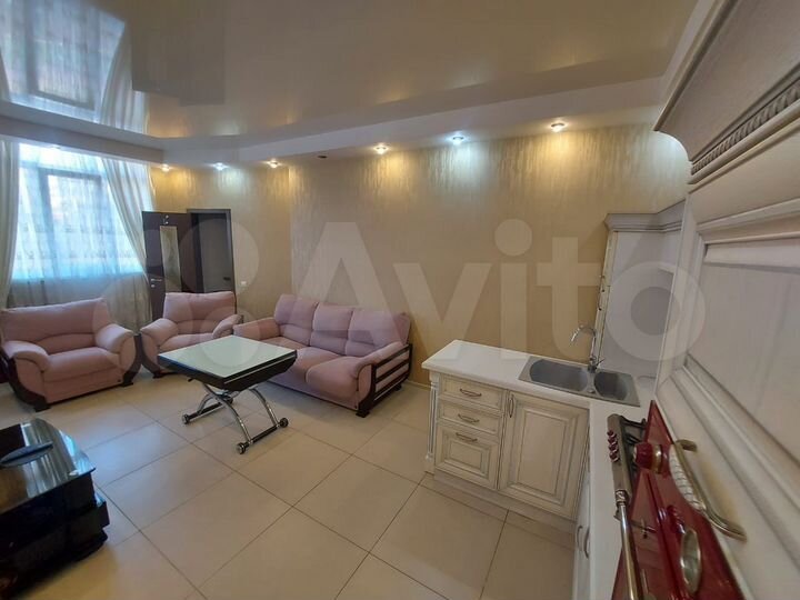 2-к. квартира, 56 м², 5/10 эт.