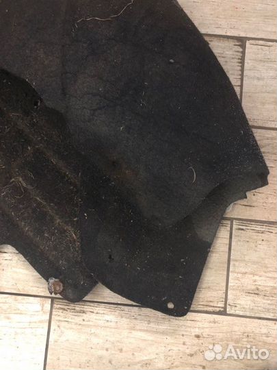 Подкрылок задний левый Ford Focus 2 седан 2.0 2007