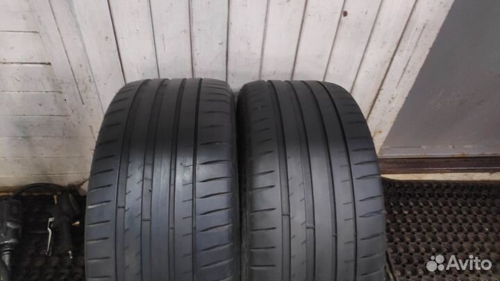 Michelin Pilot Sport 4 235/40 R19 96Y