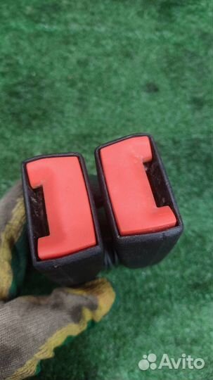 Замок ремня безопасности задний Land Rover Freela