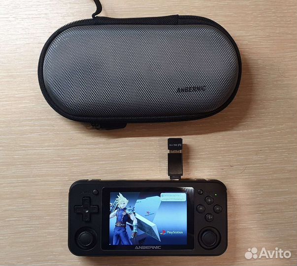 Портативная консоль с ретро играми Anbernic RG351P