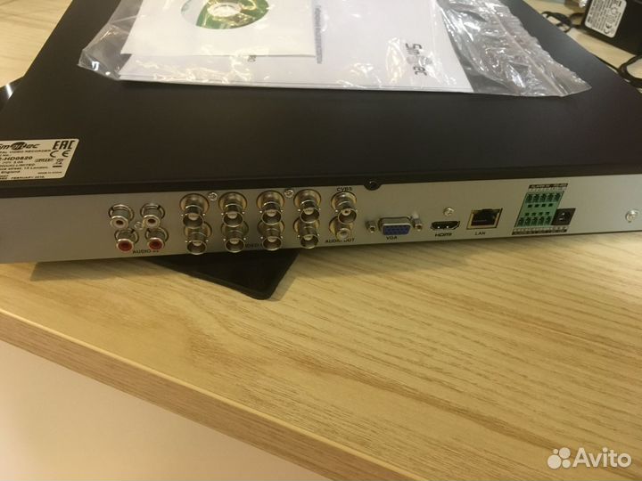 Гибридный видеорегистратор Smartec STR-HD0820