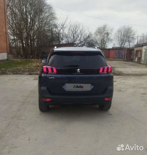 В разборе Peugeot 5008 2018 год