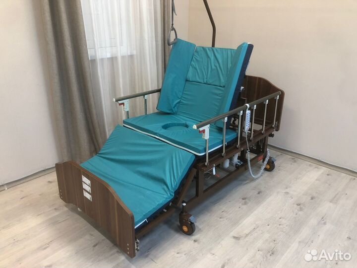 Медицинская электрическая кровать MET Revel NEW