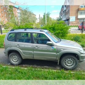 Chevrolet Niva 1.7 MT, 2012, 302 650 км