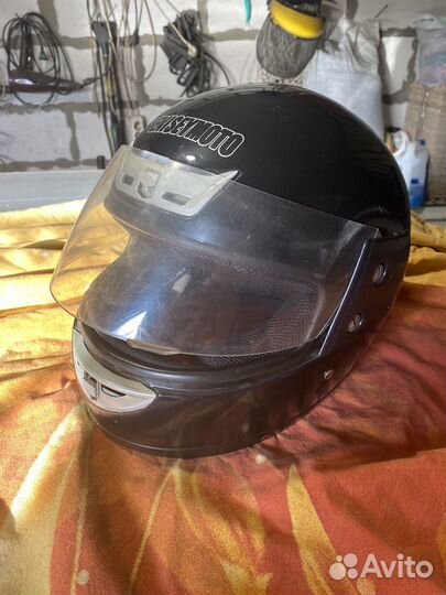 Мотошлем eniseymoto