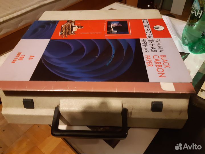 Пишущая машинка Unis tbm de Luxe