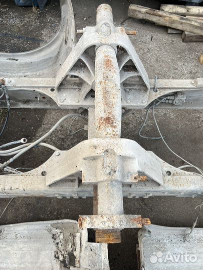 Ось балансира камаз 6520