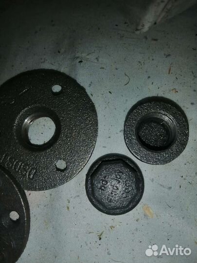 Фланец чугунный 1/2 в стиле лофт