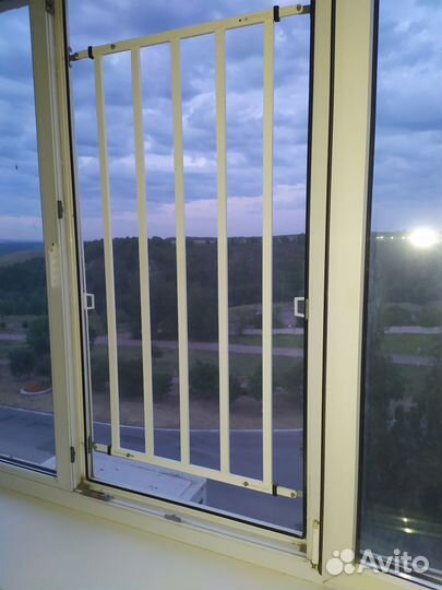 Решетки на окна от случайного выпадения детей