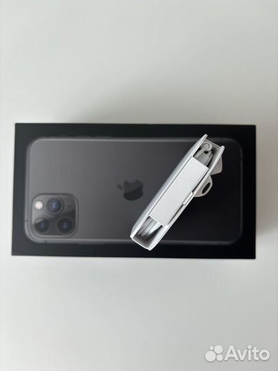 Новые наушники Apple EarPods lightning