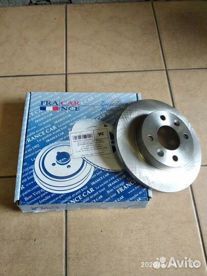 Передние тормозные диски Рено Логан, Меган