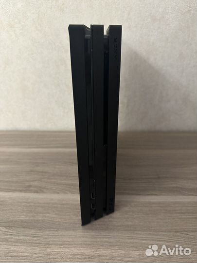 Sony PS4 Pro 1tb
