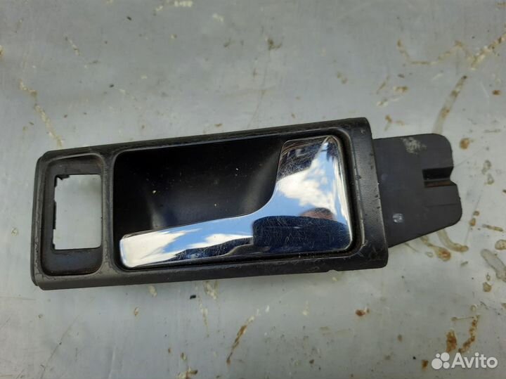 Ручка передней правой двери Ауди 100 с4