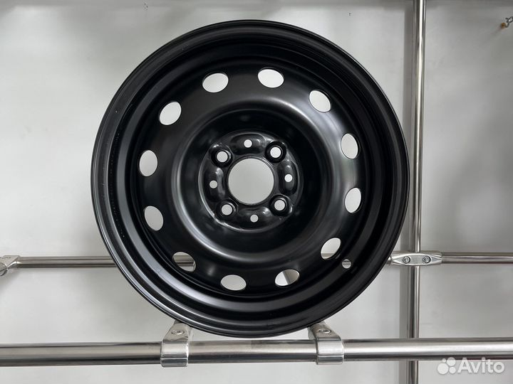 Новые стальные диски R14 на ваз Datsun