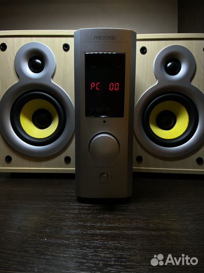Колонки Microlab PRO 1